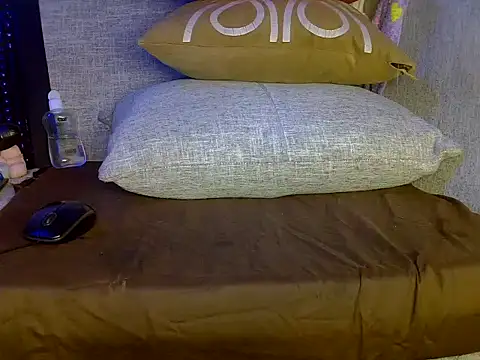 creamyjuices01 online show from September 19, 2025, 10:08 am