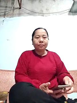 Queen 18200 online show from December 1, 2025, 10:21 pm