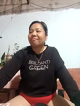 Queen 18200 online show from February 13, 2025, 7:35 am