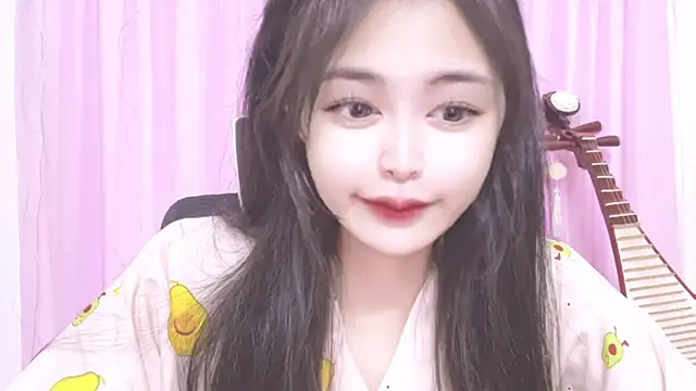 Snapshot of ---MIA--- chatting on October 21, 2025, 1:21 pm ---MIA--- online show from October 21, 2025, 1:21 pm