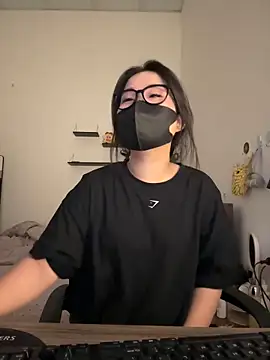 Jenni nana online show from October 18, 2025, 6:48 am