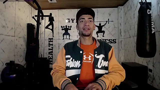 Snapshot of DrakeNeumann chatting on March 7, 2025, 3:40 am DrakeNeumann online show from March 7, 2025, 3:40 am