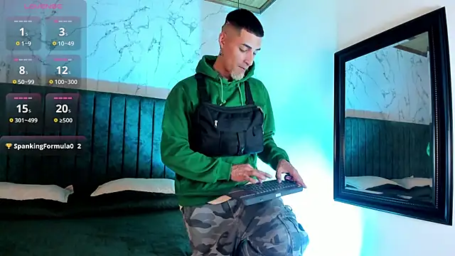 Snapshot of DrakeNeumann chatting on September 20, 2025, 4:06 am DrakeNeumann online show from September 20, 2025, 4:06 am