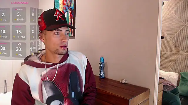 Snapshot of DrakeNeumann chatting on March 18, 2025, 3:45 am DrakeNeumann online show from March 18, 2025, 3:45 am