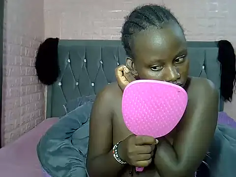 Snapshot of sexybree_ chatting on June 1, 2026, 8:41 pm sexybree online show from June 1, 2026, 8:41 pm