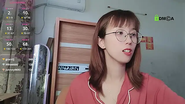Lili 666 online show from March 4, 2025, 4:20 pm