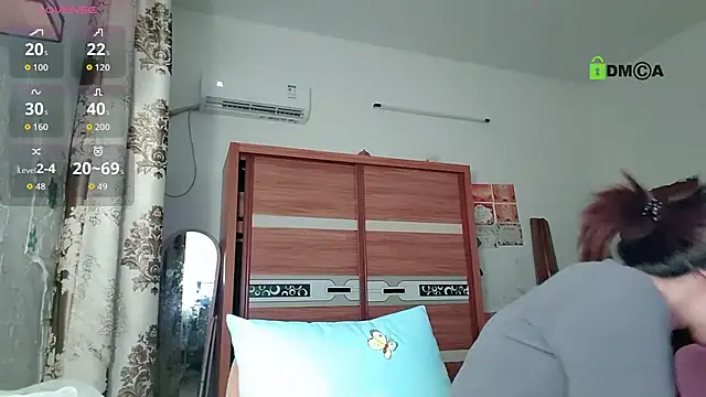 Snapshot of Lili_666 chatting on October 18, 2025, 11:12 am Lili 666 online show from October 18, 2025, 11:12 am