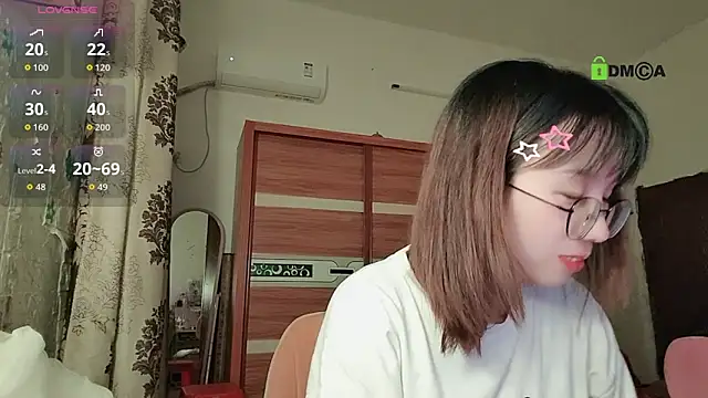 Snapshot of Lili_666 chatting on September 18, 2025, 4:32 pm Lili 666 online show from September 18, 2025, 4:32 pm