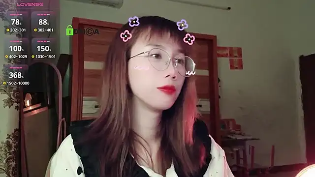 Lili 666 online show from January 21, 2025, 6:02 pm