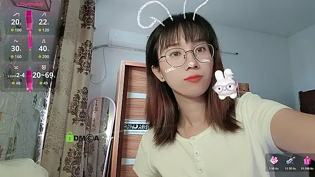 Snapshot of Lili_666 chatting on October 30, 2025, 6:23 am Lili 666 online show from October 30, 2025, 6:23 am