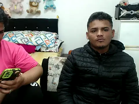 Boycuriousxxx online show from March 10, 2025, 1:54 pm