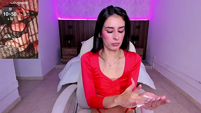 Snapshot of karlaa_james chatting on January 16, 2026, 11:03 am karlaa james online show from January 16, 2026, 11:03 am