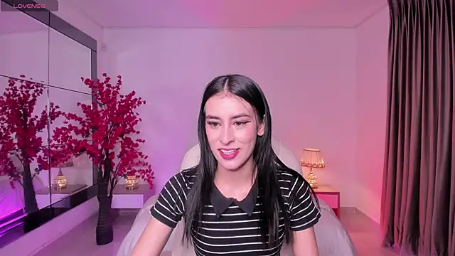 karlaa james online show from May 10, 2026, 11:58 am