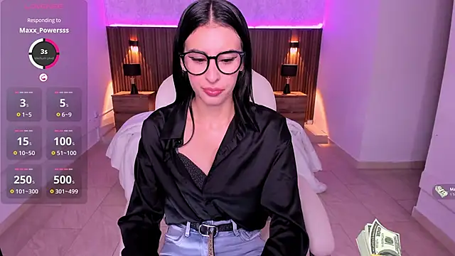 Snapshot of karlaa_james chatting on October 11, 2025, 11:11 am karlaa james online show from October 11, 2025, 11:11 am