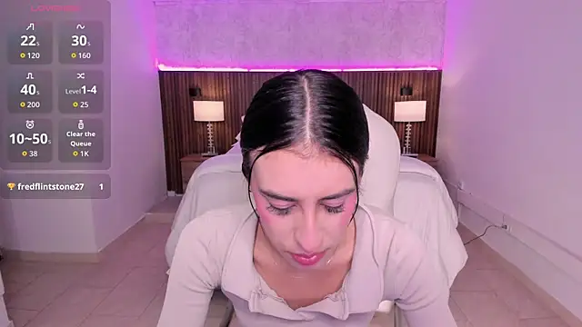 karlaa james online show from May 21, 2026, 11:07 am