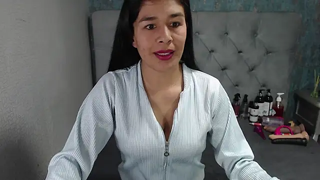 ginasailor online show from June 1, 2026, 9:42 am