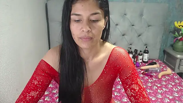 ginasailor online show from April 14, 2026, 4:28 am