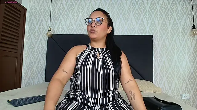 Snapshot of grace_rendon chatting on March 19, 2025, 7:27 pm grace rendon online show from March 19, 2025, 7:27 pm