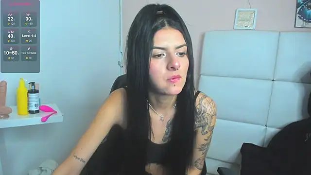  Emily1 online show from February 28, 2025, 1:58 pm
