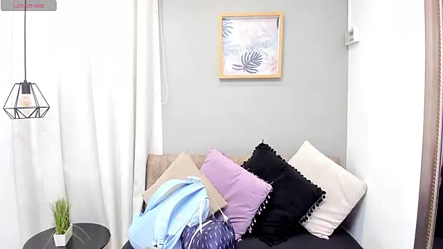 Snapshot of Miranda_doll_ chatting on July 11, 2026, 12:05 pm Miranda doll online show from July 11, 2026, 12:05 pm