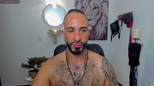 mr maik online show from January 28, 2025, 8:57 am