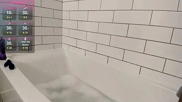 ImLeanneLawson online show from March 13, 2025, 7:39 pm