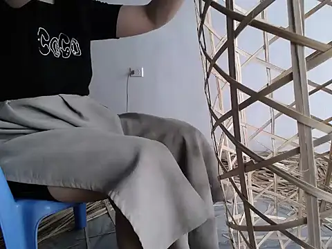 nolame18xxx online show from March 27, 2026, 7:50 am