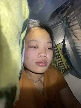 chaomay796xo online show from January 2, 2025, 10:22 pm