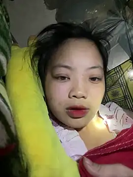 chaomay796xo online show from March 18, 2025, 2:06 pm