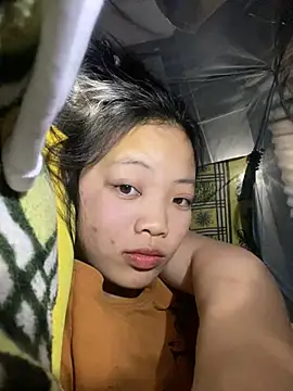 chaomay796xo online show from December 28, 2024, 1:38 pm