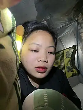 chaomay796xo online show from March 17, 2025, 6:40 am