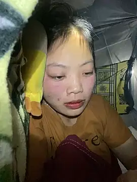 chaomay796xo online show from December 23, 2024, 12:52 pm