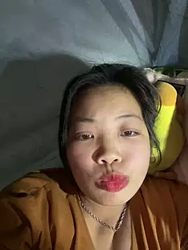 chaomay796xo online show from February 24, 2025, 6:05 am