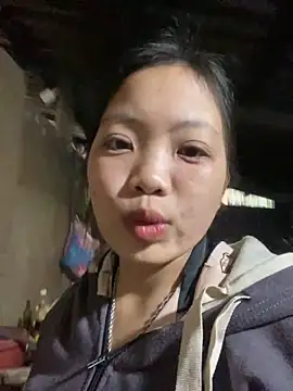 chaomay796xo online show from December 18, 2024, 4:42 am