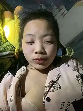 chaomay796xo online show from January 19, 2025, 2:28 pm