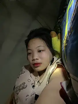 chaomay796xo online show from March 22, 2025, 11:42 pm