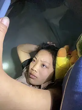 chaomay796xo online show from January 4, 2025, 1:53 pm