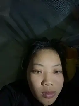 chaomay796xo online show from February 8, 2025, 1:54 pm