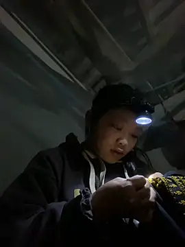 chaomay796xo online show from February 7, 2025, 1:43 pm