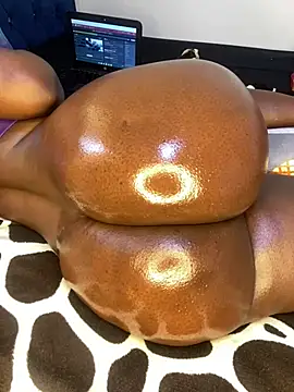 Snapshot of firewaist chatting on March 12, 2025, 10:26 am firewaist online show from March 12, 2025, 10:26 am