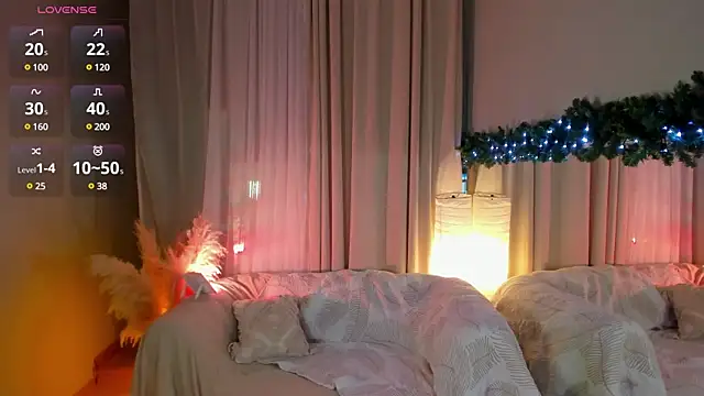  Rose Charming  online show from January 1, 2025, 9:52 pm