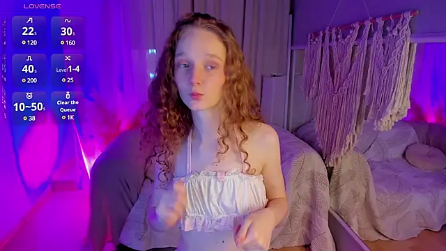  Rose Charming  online show from December 15, 2024, 9:42 pm