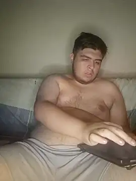 Snapshot of David_GX chatting on September 29, 2025, 12:50 am David GX online show from September 29, 2025, 12:50 am