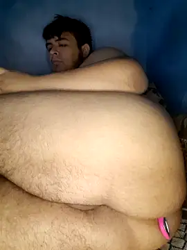 Snapshot of David_GX chatting on October 15, 2025, 6:22 am David GX online show from October 15, 2025, 6:22 am