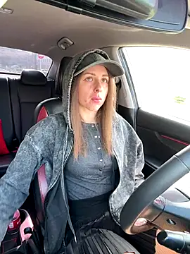 Marii Ann online show from October 17, 2025, 10:29 am