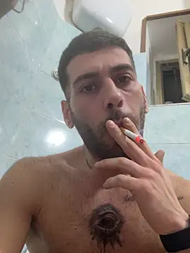 Snapshot of Enzoblood1 chatting on January 12, 2026, 8:58 pm Enzoblood1 online show from January 12, 2026, 8:58 pm