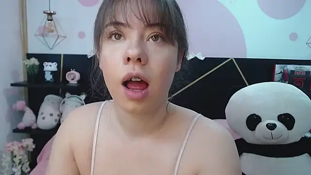 DanniAbbey online show from September 27, 2025, 11:49 am