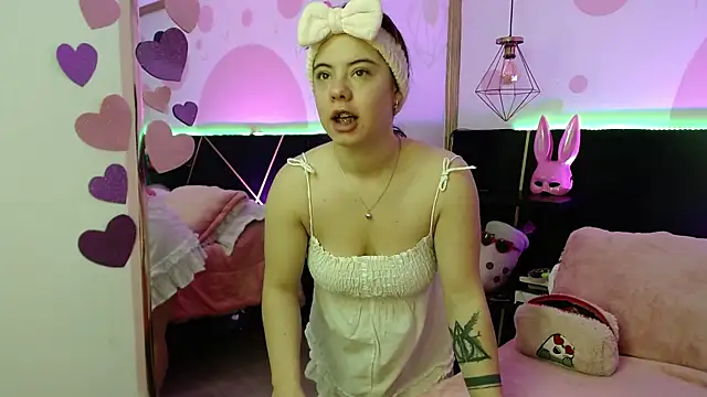 DanniAbbey online show from February 9, 2026, 11:41 am