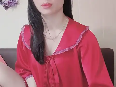 Snapshot of LinhChi_9x chatting on October 4, 2025, 1:29 am LinhChi 9x online show from October 4, 2025, 1:29 am