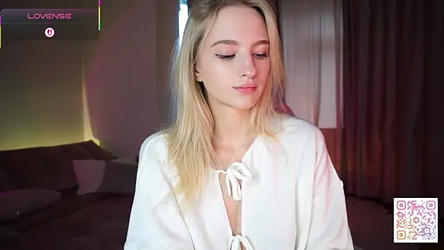 Snapshot of MickeyMyers chatting on September 30, 2025, 11:49 am MickeyMyers online show from September 30, 2025, 11:49 am